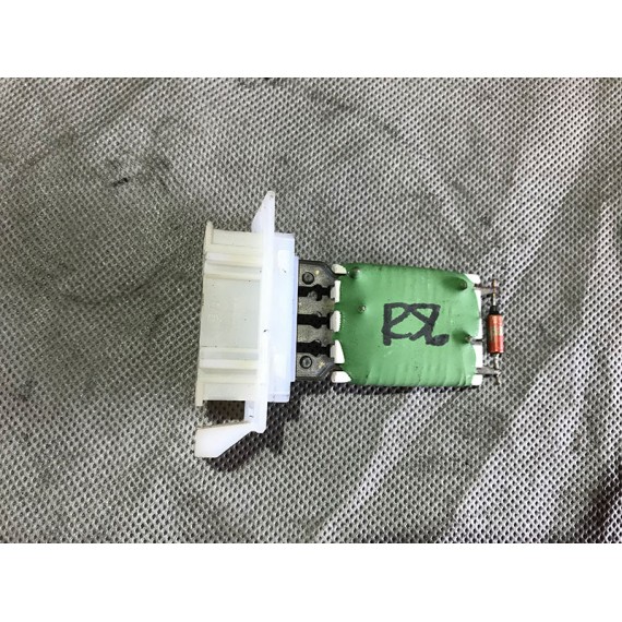 Купить Резистор скоростей Mini 64113457445 в Интернет-магазине