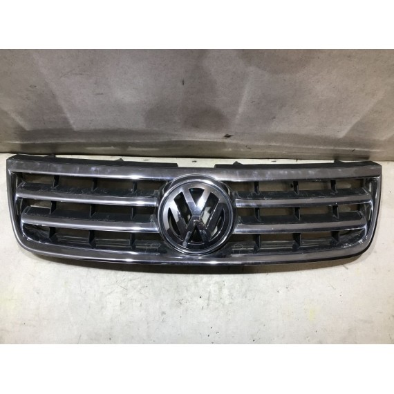 7L6853651A Решетка радиатора VW Touareg 1 купить в Интернет-магазине
